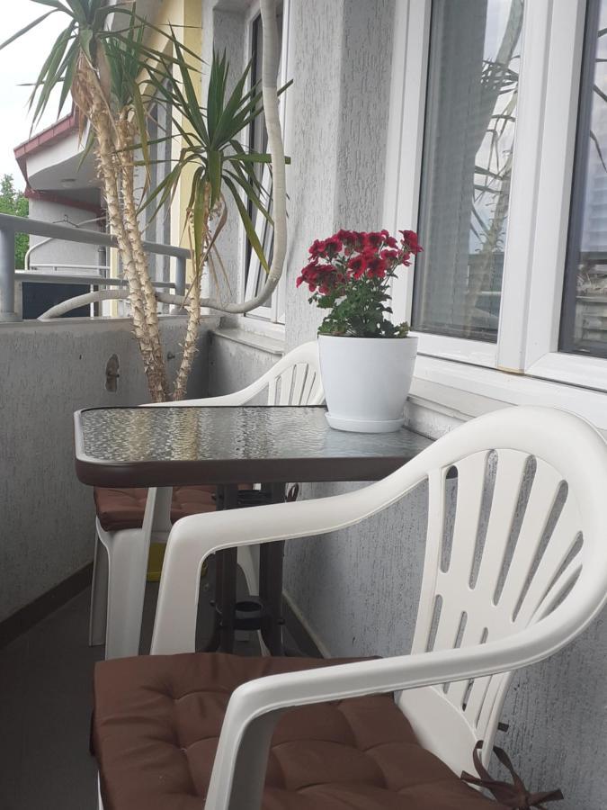 Ballet Apartament Skopje Ngoại thất bức ảnh